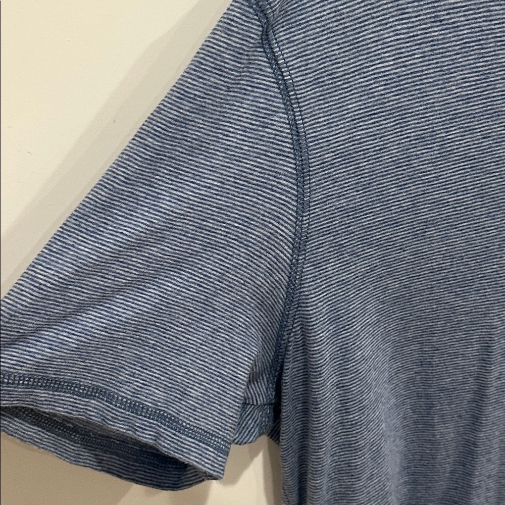 John Varvatos U.S.A Short Sleeve Henley Size XL - Picture 5 of 11